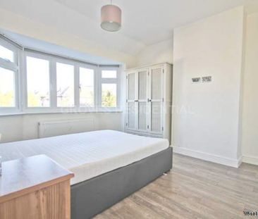 3 bedroom property to rent in New Malden - Photo 6