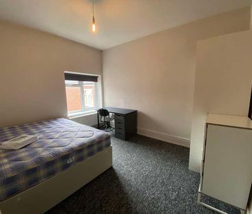 Clovelly Road, SO14 - Photo 2