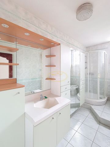 Location Appartement 4 pièces 92m² LIGNY EN BARROIS 55500 - Photo 5