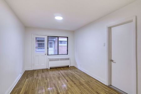 3250 Van Horne Street - Photo 5