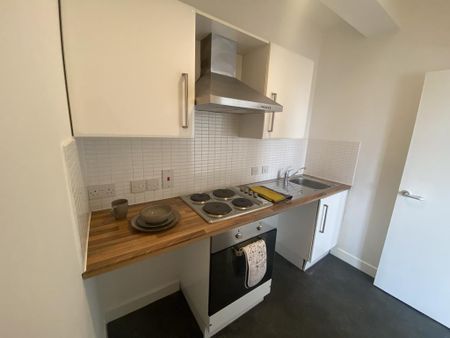 1 bedroom flat to rent - Photo 3