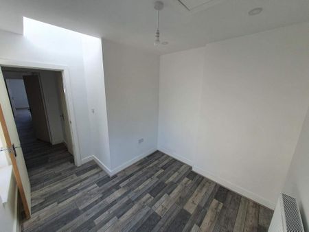 3 bedroom townhouse to rent - Photo 4