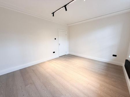 4 bedroom flat to rent - Photo 3