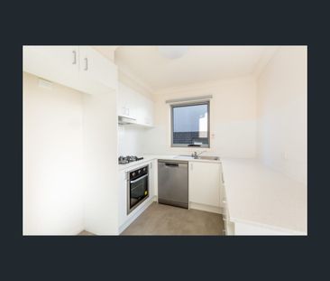 3/7 Heaton Street, Jesmond, NSW 2299 - Photo 2