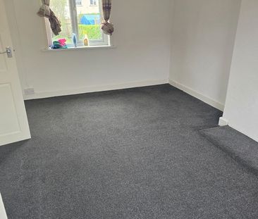 3 Bed Terraced House, Lydney Road, BS10 - Photo 3