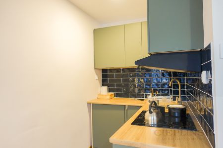 Kawalerka 29 m2 d. standard do wynajęcia 1800+360 - Photo 4