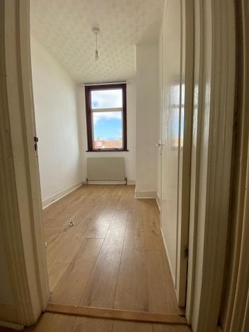 4 bedroom townhouse to rent - Photo 5