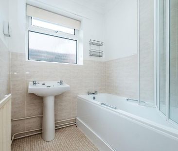 3 bedroom bungalow to rent - Photo 6