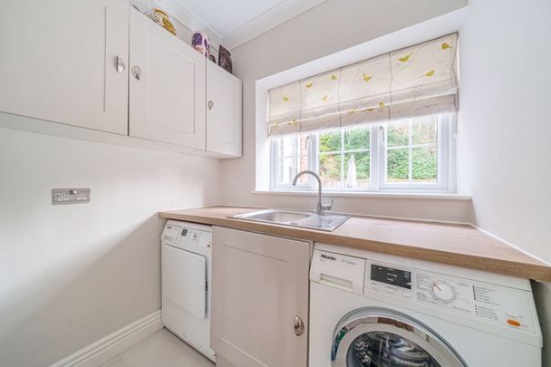 Haslemere Road, Brook, Godalming, Surrey, GU8 - Photo 1