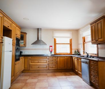 Large Detached Villa available for SHORT TERM RENT from the end of ... - Photo 5