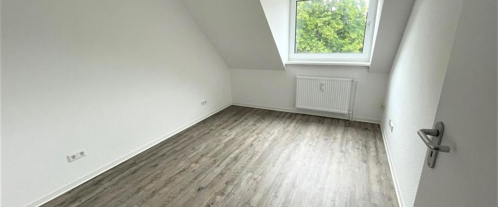 Küchenübernahme möglich! 3-Zimmer-Wohnung mit Klick-Vinyl in Wolfsburg Vorsfelde - Photo 1