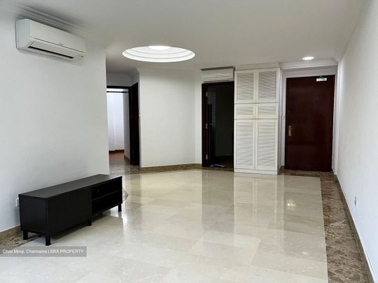 The Sierra (D10), Apartment - For Rent - Photo 1