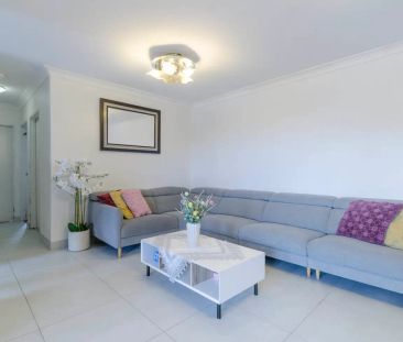 “Cosy Apartment Living in Bankstown” - Photo 4