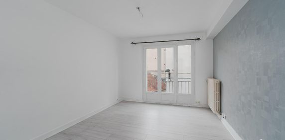 Location Appartement 2 pièces 42m² VICHY 03200 - Photo 2