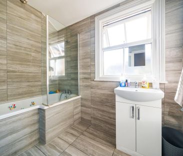 2 bedroom maisonette to rent - Photo 5