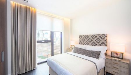 The Residence, 6-8 Charles Clowes Walk, London - Photo 2