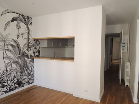 Appartement à louer - REIMS- ARISTIDE BRIAND- - Photo 4