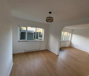 The Crescent, Doncaster, Woodlands - Photo 1