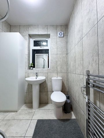 Room in a Shared Flat, Avenue Road, SW16 - Photo 4
