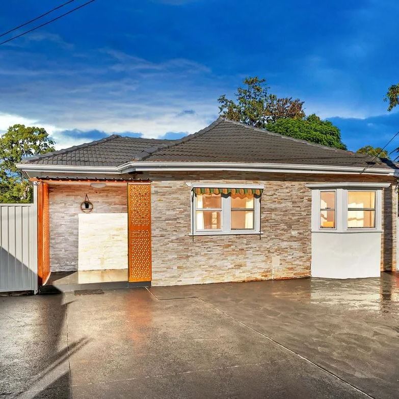 52 Wall Park Avenue Seven Hills - Photo 1