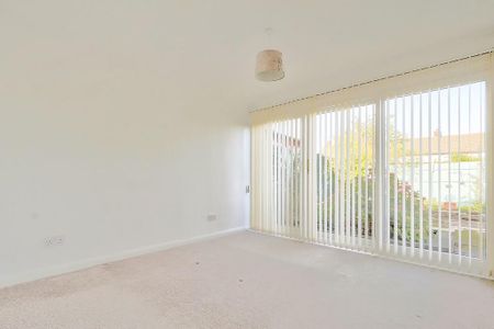 1 bedroom semi-detached bungalow to rent - Photo 4