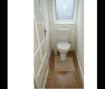 Room in a Shared House, Woodlands, HA2 - Photo 4