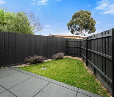 STUNNING NEW DESIGNER TOWNHOUSE - Photo 1