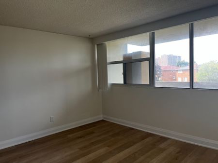 For Lease - 40 Bay Mills Boulevard Unit# 409, Toronto, Ontario - Photo 4