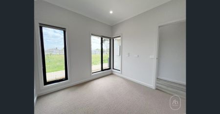 Brand New Modern Living in Weir Views I 3Bed 2Bath 1Car - Photo 2