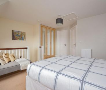 3 bedroom semi-detached house to rent - Photo 4