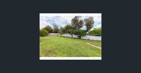 5 MINUTES TO CENTRAL ALBURY - Photo 3