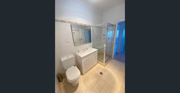 Bright & Modern 3-Bedroom Home for Rent in Colyton !! Perfect for Families - Photo 1