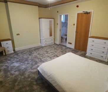 1 bedroom to let - Photo 5