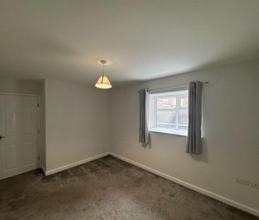 2 bedroom Flat To Let - Photo 6
