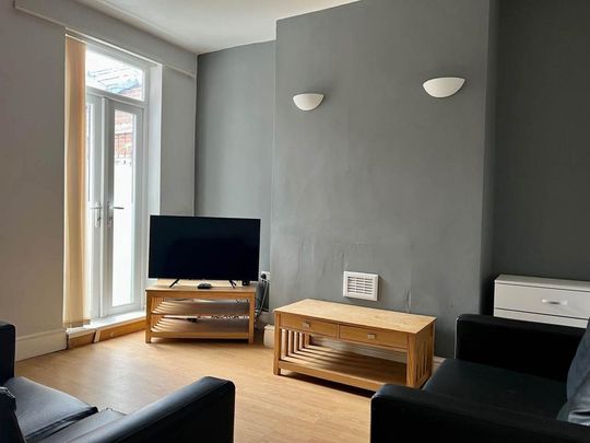 3 bedroom house share to rent - Photo 1