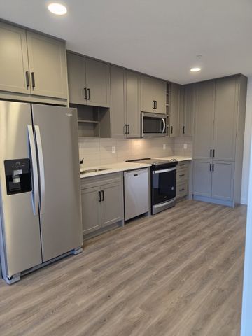 3211, 350 Livingston Common NE - 1 - Photo 5