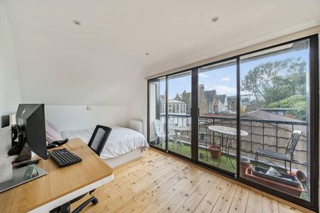 2 bedroom semi-detached house to rent - Photo 3