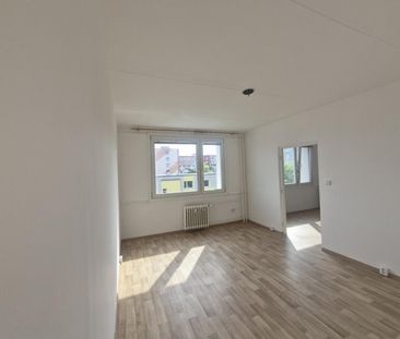 Pronájem bytu 1+1 37 m² - Fotografie 1