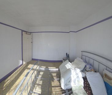 4 bedroom terraced house to rent - Photo 2