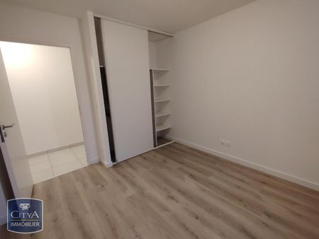 Location Appartement 3 pièces 65m² BORDEAUX 33800 - Photo 3