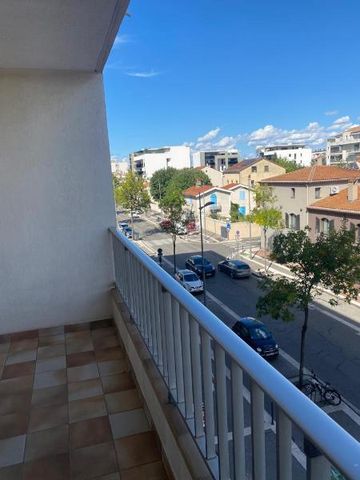 Location Appartement 3 pièces 69m² VALENCE 26000 - Photo 2