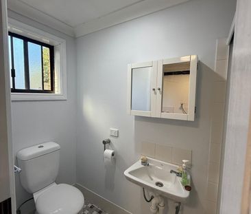 Comfortable & Energy Efficient - Photo 4