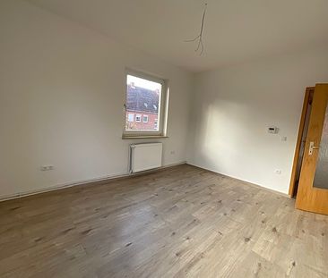 3-Zimmer-Wohnung im 1. Obergeschoss mit Badewanne in Wilhelmshaven - Nähe City !!! - Foto 3