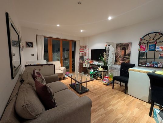 2 Bed Flat, Icon Building, IG1 - Photo 1