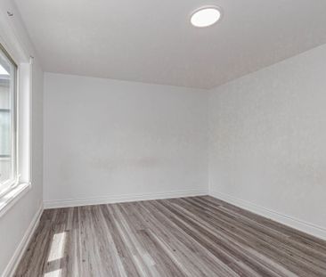 For Lease - 248 Felan Avenue, Oakville, Ontario - Photo 6