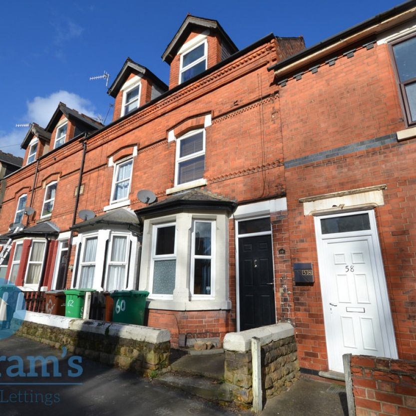 3 bed Mid Terraced House for Rent - Photo 1