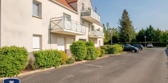 Location Appartement 2 pièces 47m² QUIEVRECHAIN 59920 - Photo 2
