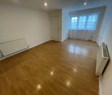 Plains of Waterloo, Ramsgate - Photo 1