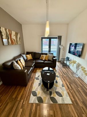 2 Bed Penthouse, Salford, M3 - Photo 1