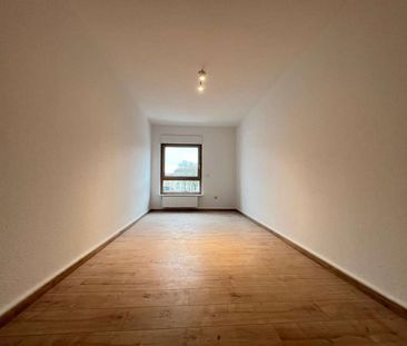 KL- City, 3 ZKB, neue EBK, Balkon, Stellplatz *Erstbezug* - Photo 2